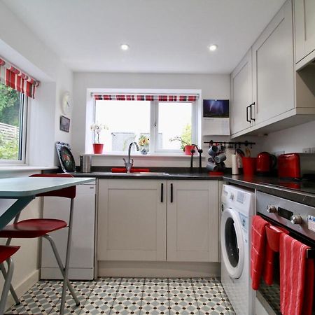 Blachington Cottage, Stunning And Central By Air Premier Seaford Eksteriør billede